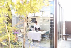 シーンをイメージさせるコーデ